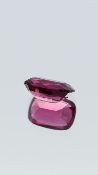 Natural Rhodolite Garnet Unheated thumbnail 7