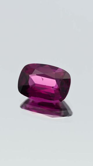 Natural Rhodolite Garnet Unheated thumbnail 3